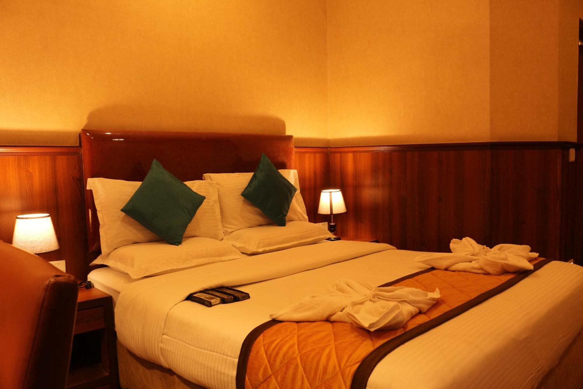 Hotel Noor Empire International Kormangala Bengaluru Kültér fotó