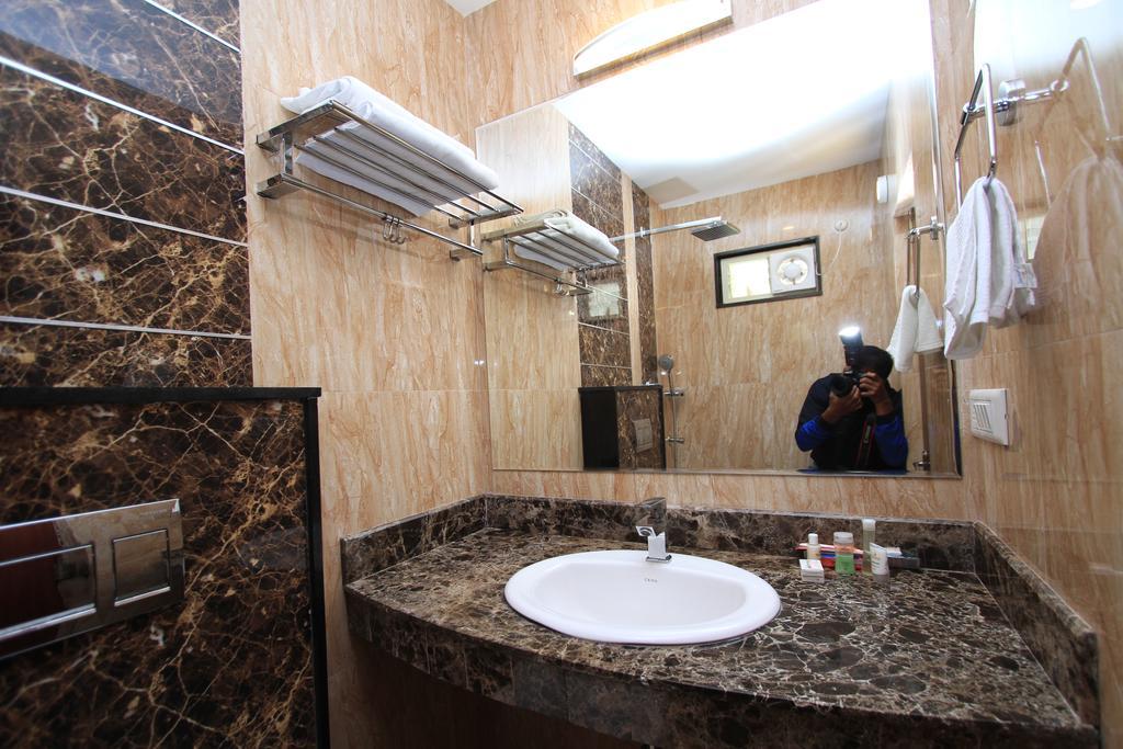 Hotel Noor Empire International Kormangala Bengaluru Kültér fotó